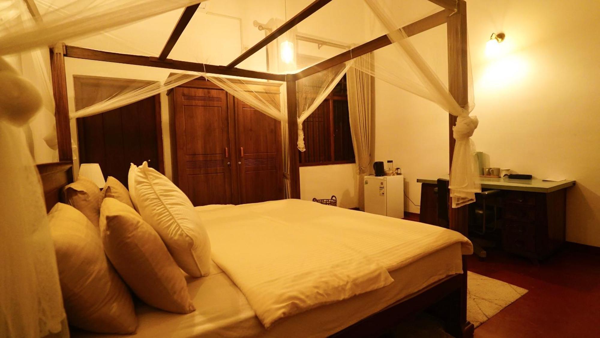 Colonial Residence Kandy Villa Buitenkant foto
